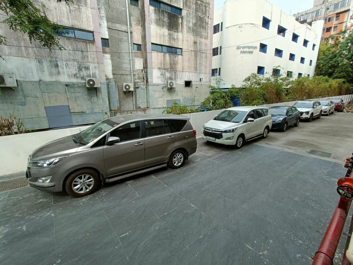 The Kings Park Grand-Near Us Consulate Hotel Madras Buitenkant foto